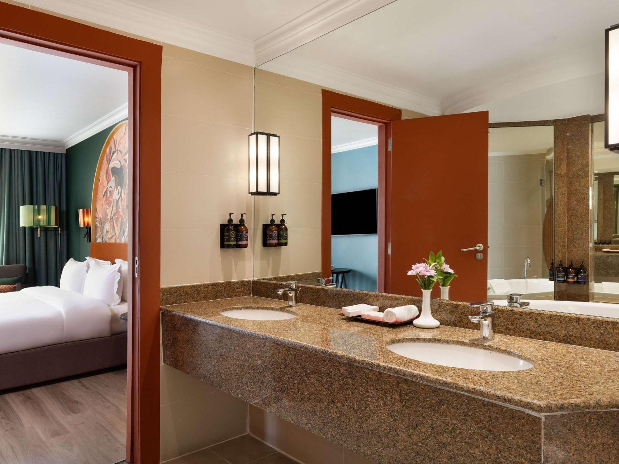 Готель Pullman Nairobi Upper Hill Екстер'єр фото